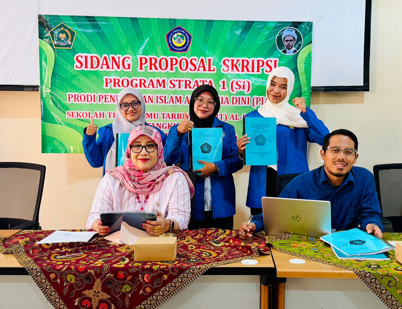 Gelar Karpet Merah Menuju Sarjana: Gelombang 1 Sidang Proposal Skripsi PIAUD STIT Al-Khairiyah Resmi Dibuka!